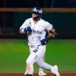 Ángel Reyes hace historia en el beisbol de México