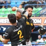 Líderes triunfó en duelo de bateo ante Samanes