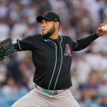 Eduardo Rodríguez coquetea con el centenar de triunfos