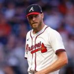 Chris Sale llega a los 150 triunfos y los Bravos siguen imparables