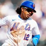 Francisco Lindor abandona el diamante por molestias físicas