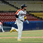 Caciques doblegó a Senadores con autoridad