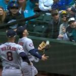 José Altuve triplica en su jornada y también se luce con el guante