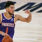 La NBA anula una técnica a Booker, pero le impone una costosa multa