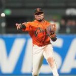 Luis Arráez castiga con todo a Miami y se mete en la pelea por ser líder bate