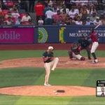 MLB: José Fernández desata la locura en México con este gigantesco batazo