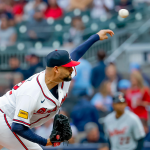 Martín Pérez guía con autoridad el triunfo de Bravos