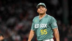 Ranger Suárez hilvanó segunda salida de calidad