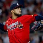 Robert Suárez asegura otra victoria de Atlanta con un salvado redondo