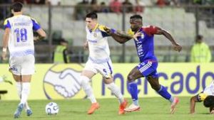 UCV FC no pudo ante un dominante Rosario Central de Ángel Di María