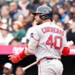 Willson Contreras le da inicio a la vida sin Alex Cora con otro enorme cuadrangular