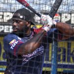 Yoel Yanqui se incorporó a las prácticas de Marineros