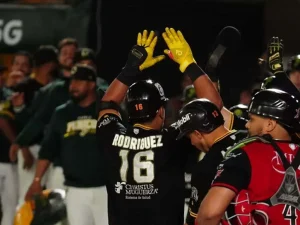 David Rodríguez comandó la victoria de Pericos