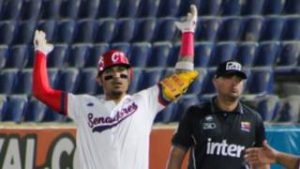 Liga Mayor: Samanes de Aragua vs Senadores de Caracas por Meridiano TV