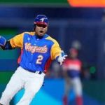 Luis Arráez entrega su medalla de oro a quien lo hizo posible