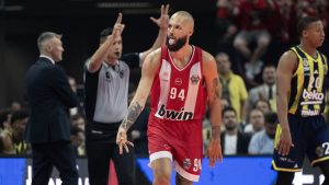 Olympiacos tumba a Fenerbahçe y avanza a la final de la Euroliga