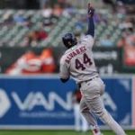 Yordan Álvarez iguala el liderato de cuadrangulares