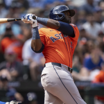 Yordan Álvarez hizo historia – Líder en deportes