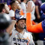 José Altuve conecta jonrón en derrota de los Astros