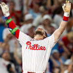 Bryce Harper logra el primer ciclo de su carrera en Grandes Ligas