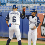 Carlos Durán llega a 200 hits con Marineros en la Liga Mayor