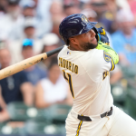 El aporte de Chourio no impidió la caída de Milwaukee
