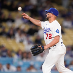 MLB: Miguel Rojas hizo la jugada de la semana