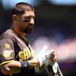 Los Padres designan para asignación a Nick Castellanos
