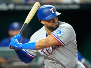 Elías Díaz busca mantenerse con los Rangers de Texas