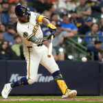Jackson Chourio aporta en tormenta ofensiva de Milwaukee