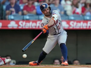 Altuve fue clave para los Astros con su sexto jonrón