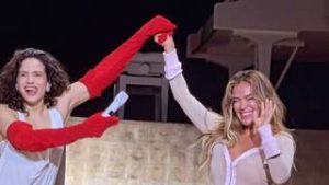 Karol G le confiesa a Rosalía la razón por la que terminó su relación