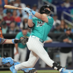 Marlins mantienen su gran momento de junio al barrer a los Gigantes