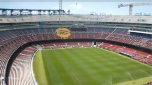 Barcelona pide no jugar en el Camp Nou primera parte de la campaña