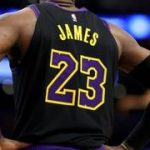 El futuro de LeBron James: una decisión inminente que sacudirá a la NBA