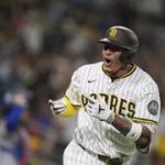 Manny Machado saca su pelota número 20 del torneo