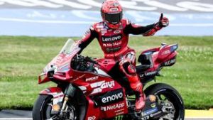 Marc Márquez logra la pole en Alemania y se encamina a estos récords
