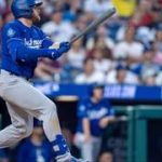 Max Muncy escala posiciones entre los jonroneros de los Dodgers