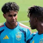 Nuno Mendes vs Lamine Yamal escriben otra página de su duelo personal