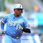 Salvador Pérez conecta otro jonrón y queda a muy poco de la cifra histórica de Kansas City