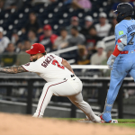 Vladimir Guerrero Jr. está lidiando con rigidez en la corva