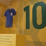 la histórica camiseta de Pelé rompe récords de subasta