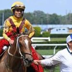 ¡Sin pegarle! Kensington Lane sorprende en el Belmont Oaks (G1) de Saratoga bajo la magistral monta de Joel Rosario