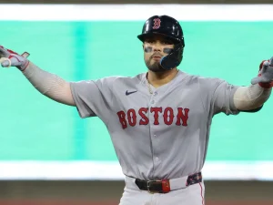 Boston cambia a Carlos Narváez con los Orioles