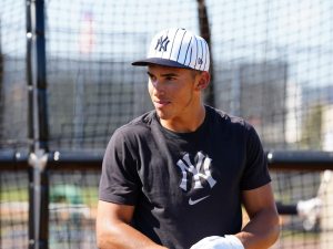 Los Yankees subirían a su prospecto número uno