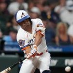 iguala a Bob Abreu como el cuarto venezolano con más hits en la MLB