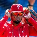 ¡Debut productivo! Así le va a Luis Arráez en su debut con Philadelphia
